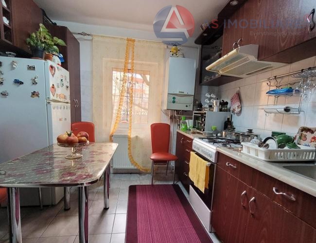 Apartament 3 camere, intr-o zona linistia in cartierul Noua, Brasov