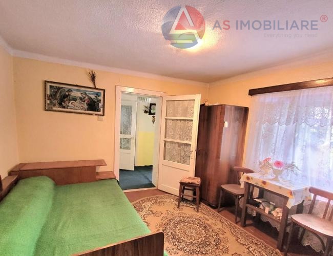 Casa intr-o zona linistita, Cristian, Brasov