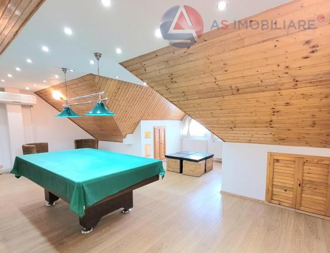 Casa caldurasa si primitoare in zona Florilor, Brasov