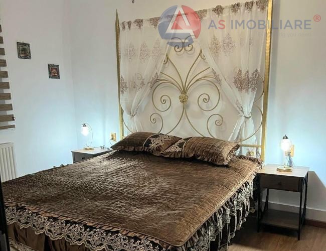 Oportunitate! Apartament 3 camere la Mansarda cu vedere spre Tampa