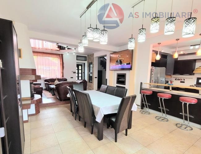 Casa caldurasa si primitoare in zona Florilor, Brasov