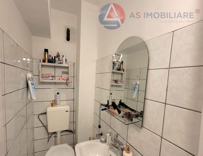 Oportunitate de investiție în cartierul Astra: Apartament luminos cu 3 camere, decomandat