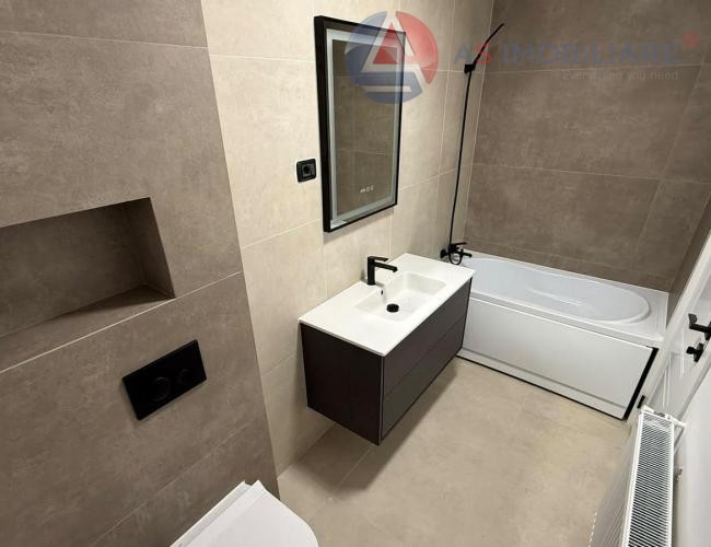 Apartament modern cu 2 camere, curte și garaj | Locație premium în Brașovul Vechi