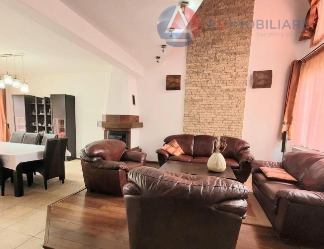 Casa caldurasa si primitoare in zona Florilor, Brasov