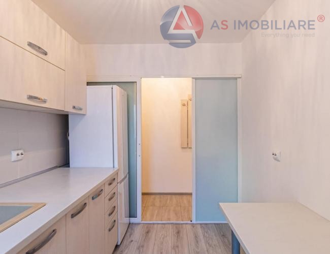 Apartament 2 camere parter, renovat & utilat, zona Astra, Brasov