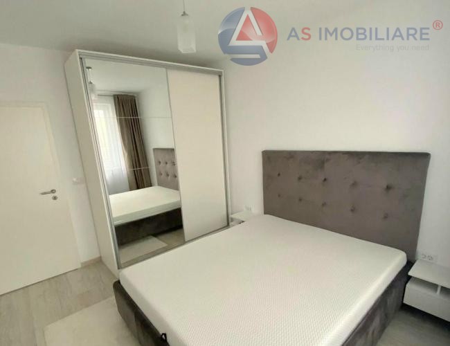 Apartament 2 camere zona Tractoru, Coresi