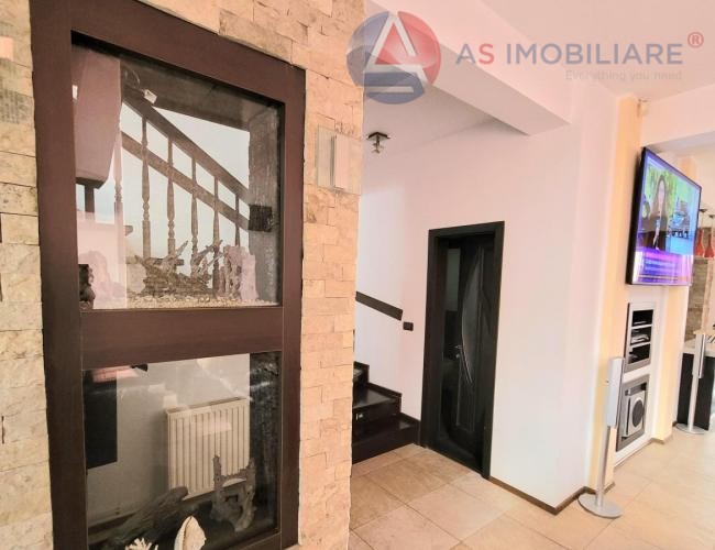 Casa caldurasa si primitoare in zona Florilor, Brasov