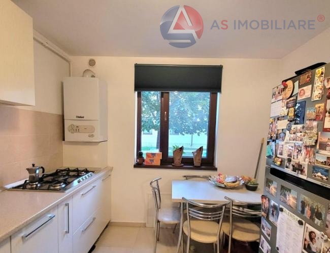 Apartament modern cu 2 camere, parcare inclusă și încălzire în pardoseală – Zona Coresi