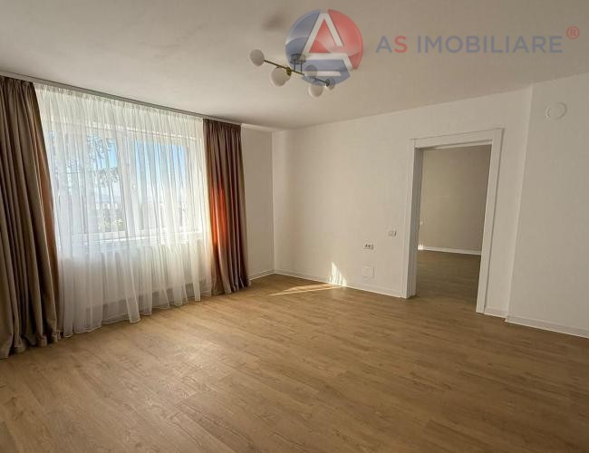 Apartament modern cu 2 camere, curte și garaj | Locație premium în Brașovul Vechi
