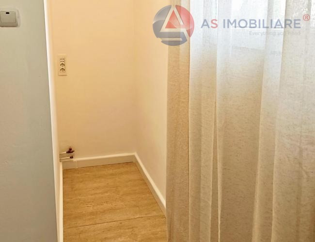 Apartament 2 camere recent renovat, zona Gemenii, Brasov