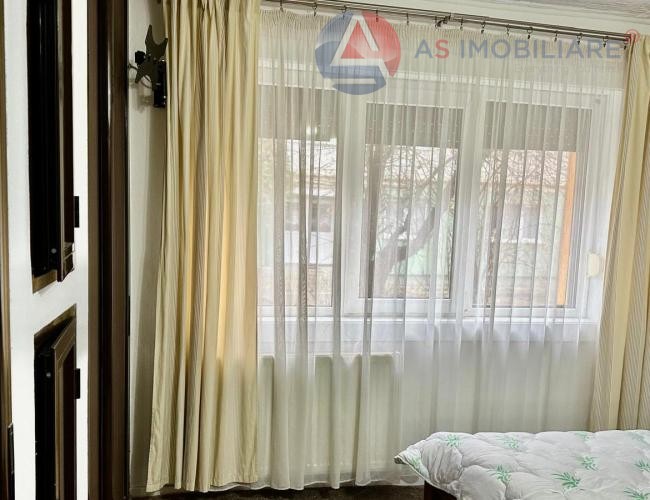Apartament 3 camere – renovat, parter, zona Crângului – Sfântu Gheorghe