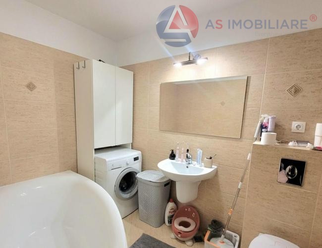 Apartament modern cu 2 camere, parcare inclusă și încălzire în pardoseală – Zona Coresi
