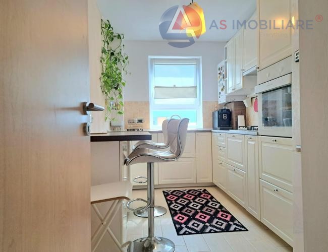 Apartament modern cu 3 camere în zona Coresi!