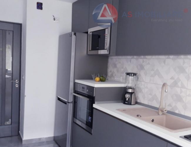 Apartament 2 camere, zona Centru Civic, Brasov