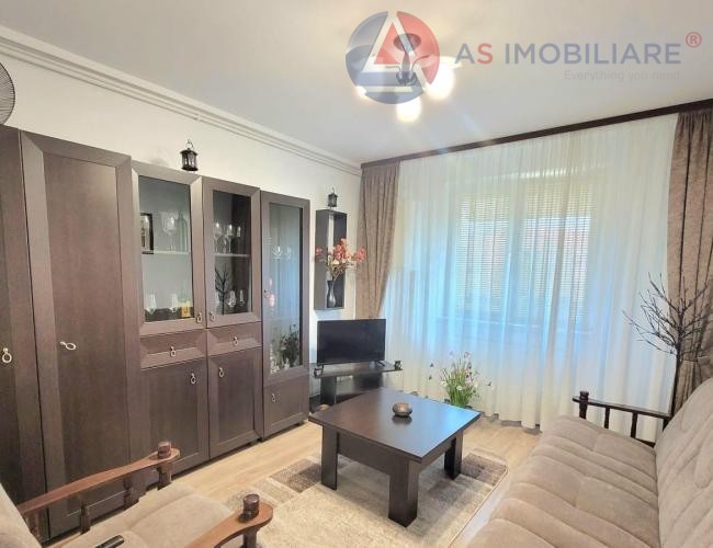 Apartament 2 camere renovat, zona Bisericii Romane, Brasov