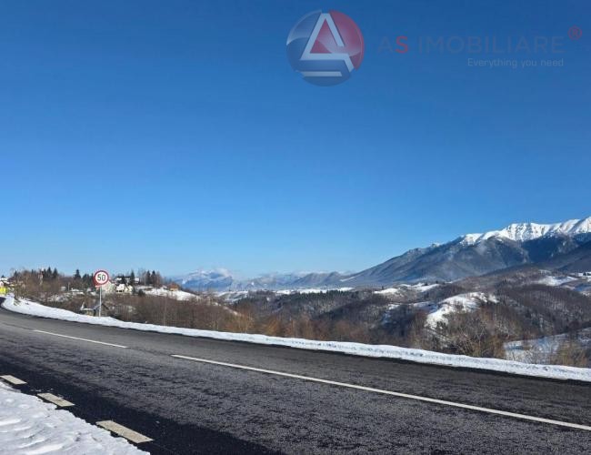 Oportunitate Unică! Teren 10.669 mp în Moieciu de Jos – Natură Pură, Pârâu și Potențial Turistic Maxim