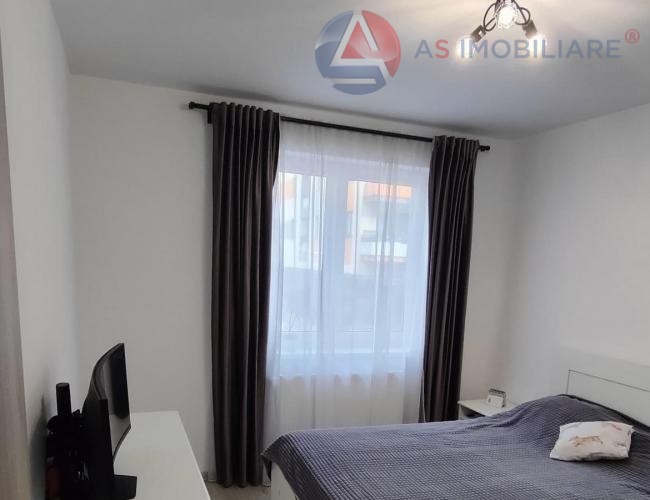 Apartament 2 camere zona Tractoru, Coresi