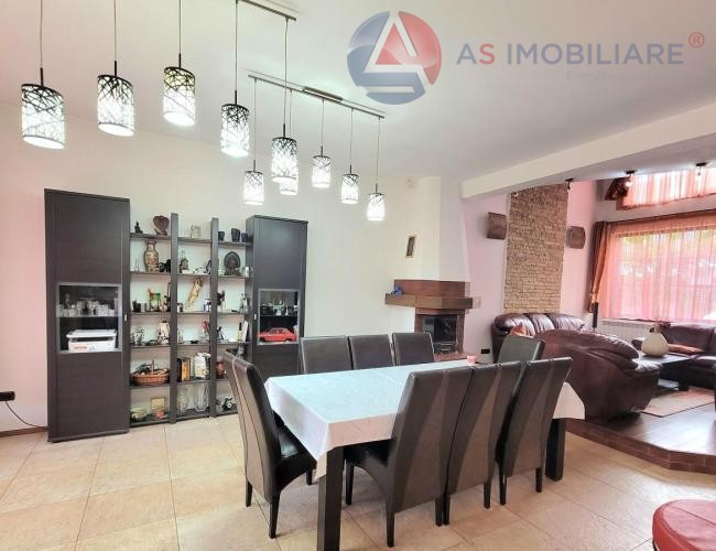 Casa caldurasa si primitoare in zona Florilor, Brasov