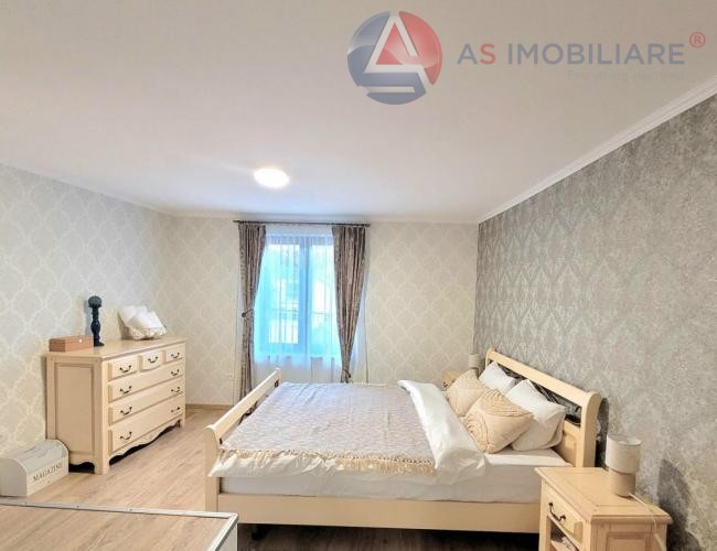 Oportunitate investitionala Casa cu 2 apartamente in zona Scheii Brasovului