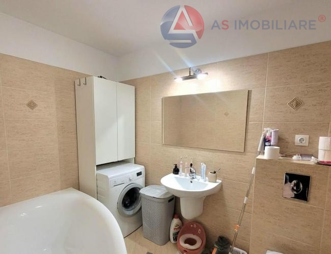 Apartament modern cu 2 camere, parcare inclusă și încălzire în pardoseală – Zona Coresi