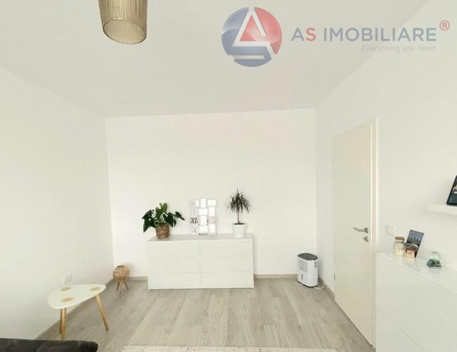 Apartament 2 camere zona Tractoru, Coresi