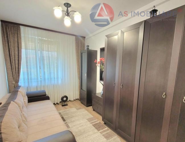 Apartament 2 camere renovat, zona Bisericii Romane, Brasov