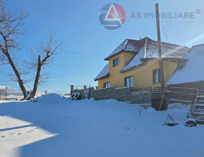Oportunitate Unică! Teren 10.669 mp în Moieciu de Jos – Natură Pură, Pârâu și Potențial Turistic Maxim