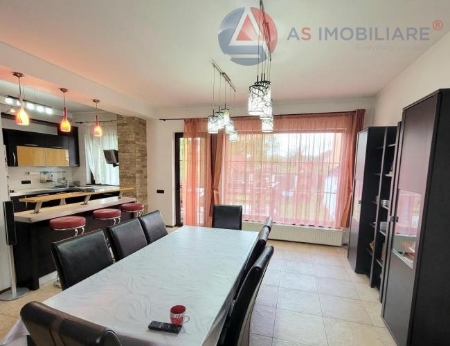 Casa caldurasa si primitoare in zona Florilor, Brasov