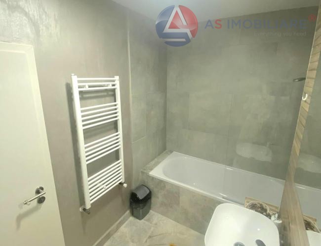 Apartament 2 camere zona Tractoru, Coresi
