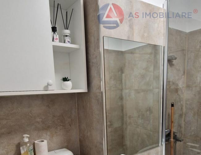 Garsonieră Modernă în Noua – Gata de Mutat