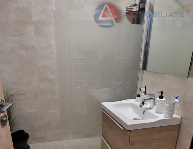 Apartament 3 camere, zona Carpatilor, Brasov