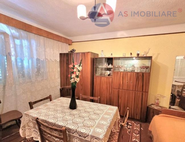 Casa intr-o zona linistita, Cristian, Brasov