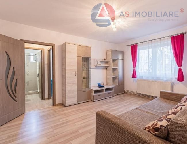 Apartament 2 camere parter, renovat & utilat, zona Astra, Brasov