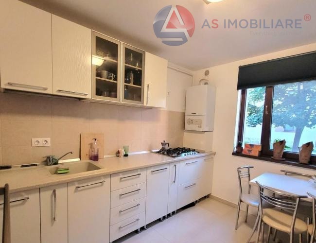 Apartament modern cu 2 camere, parcare inclusă și încălzire în pardoseală – Zona Coresi